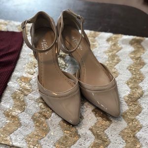 Nude patent, never worn, pointy toe low heel